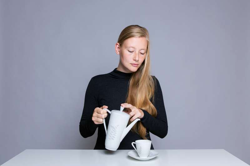 Anleitung - Tasse Kaffee einschenken - How to pour a cup of coffee