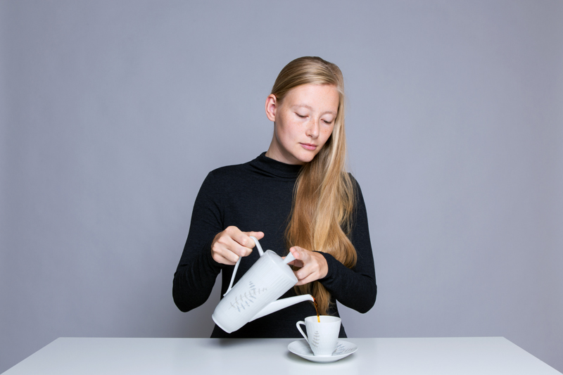 Anleitung - Tasse Kaffee einschenken - How to pour a cup of coffee