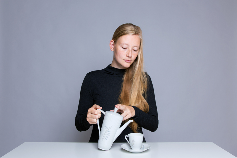 Anleitung - Tasse Kaffee einschenken - How to pour a cup of coffee