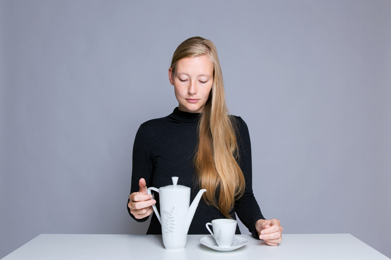 Anleitung - Tasse Kaffee einschenken - How to pour a cup of coffee