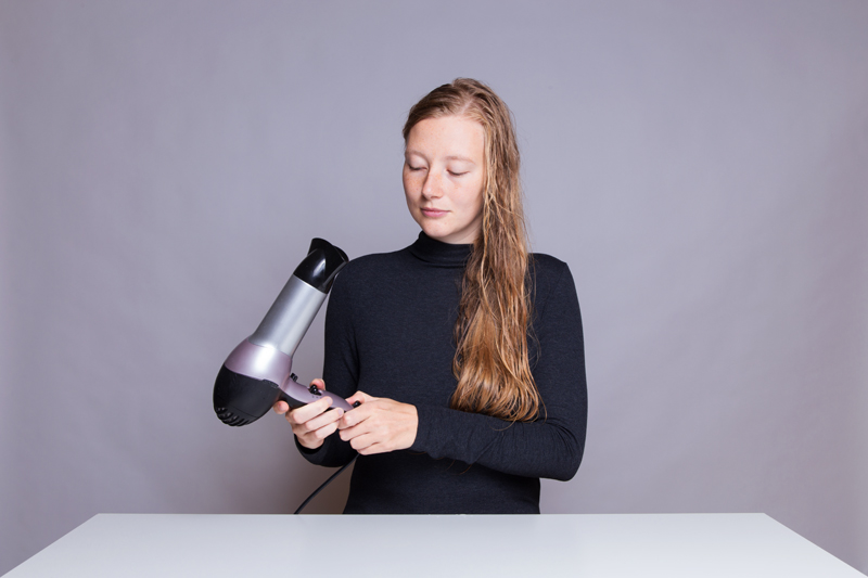 Anleitung - Sich die Haare föhnen - How to blow-dry your hair