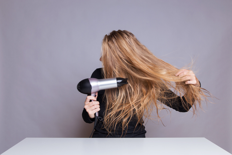 Anleitung - Sich die Haare föhnen - How to blow-dry your hair