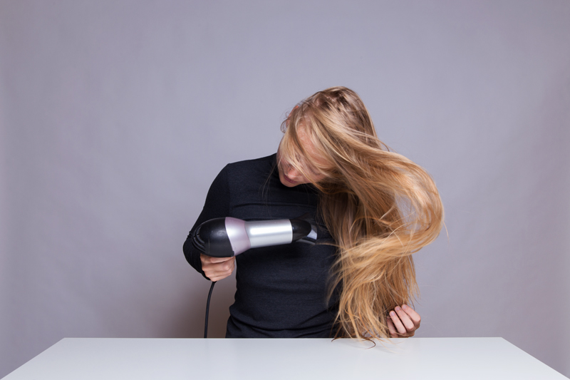 Anleitung - Sich die Haare föhnen - How to blow-dry your hair