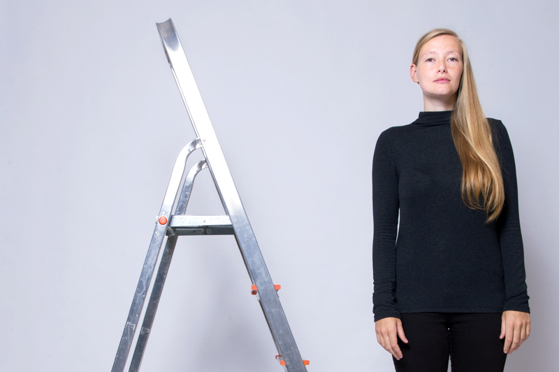 Anleitung - Auf eine Leiter steigen - How to climb a ladder