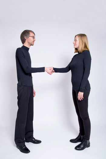 Anleitung - Jemandem die Hand geben - How to shake someone's hand