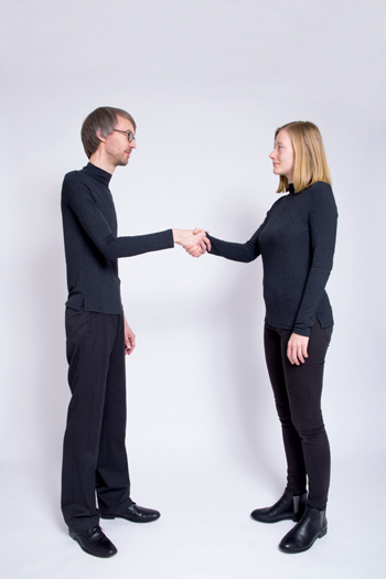 Anleitung - Jemandem die Hand geben - How to shake someone's hand