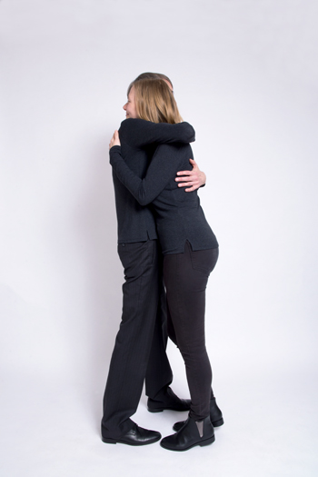 Anleitung - Sich umarmen - How to hug someone